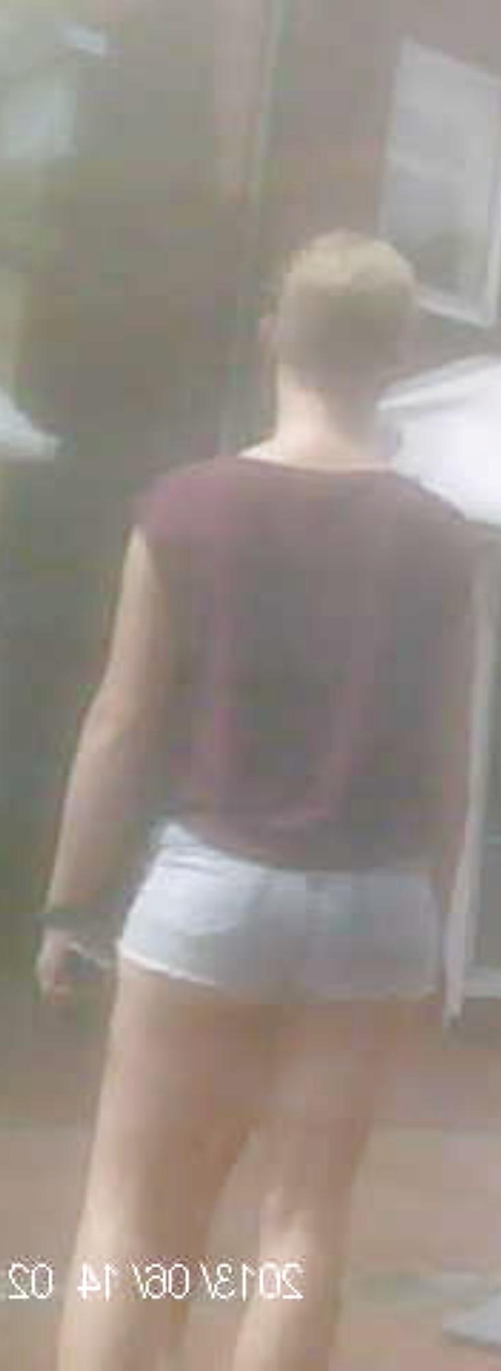 5P Spy Woman in City ass Hot pants