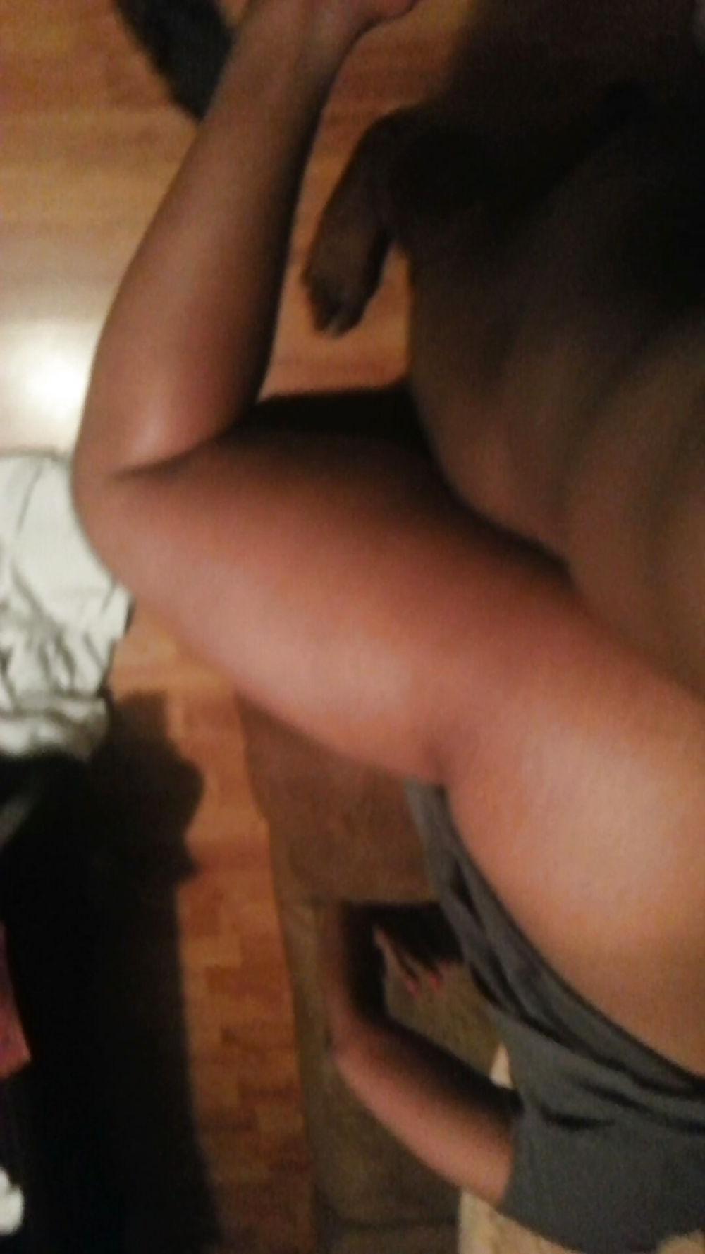 22P Wife bent over