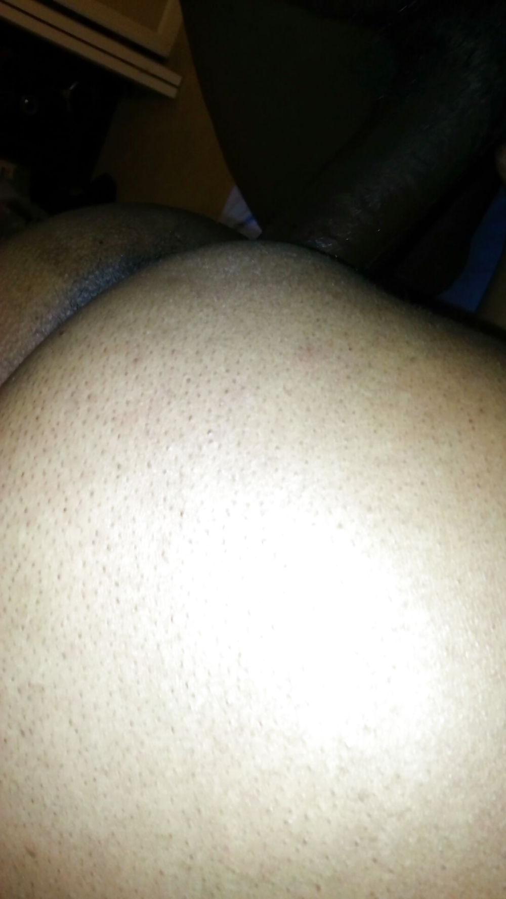 22P Wife bent over
