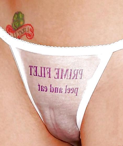 25P Girls & women with cameltoes - Teens mit Camel Toes 3