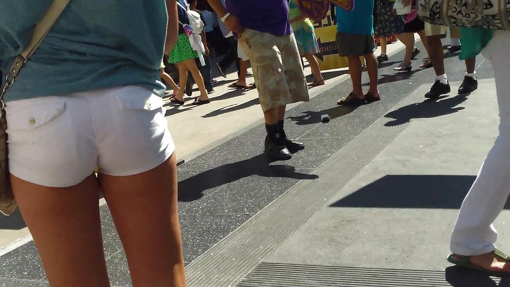 25P Assorted teen butts & ass in sexy summer shorts 
