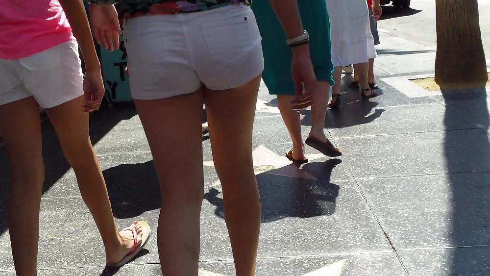 25P Assorted teen butts & ass in sexy summer shorts 
