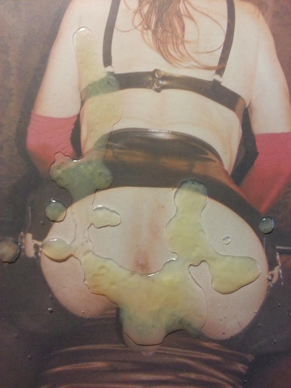 8P Cum all over Stefanies ass