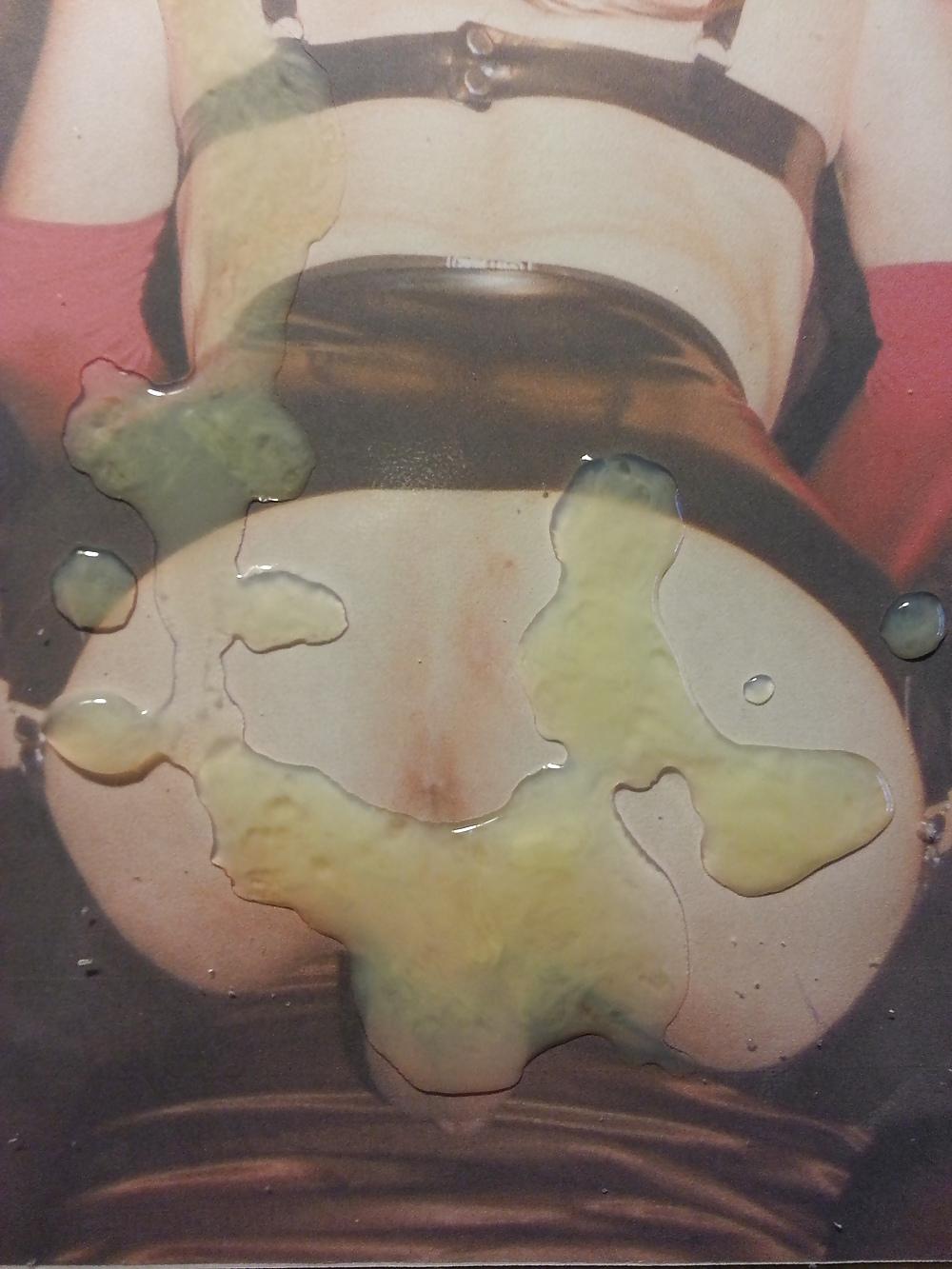 8P Cum all over Stefanies ass