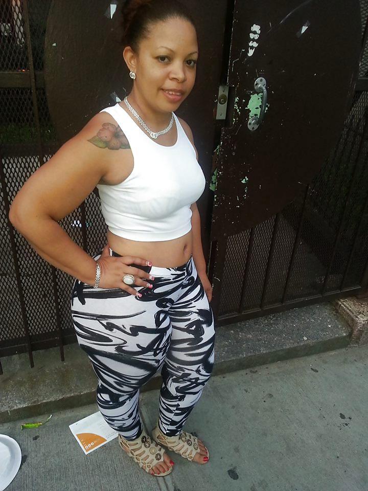 20P BIG SEXY DOMINICAN MAMA