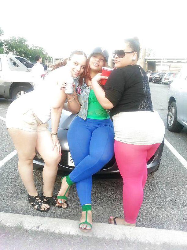 20P BIG SEXY DOMINICAN MAMA