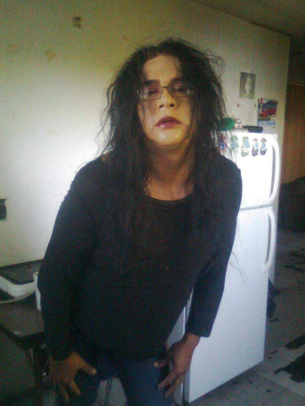 25P Crossdressing and anal pics