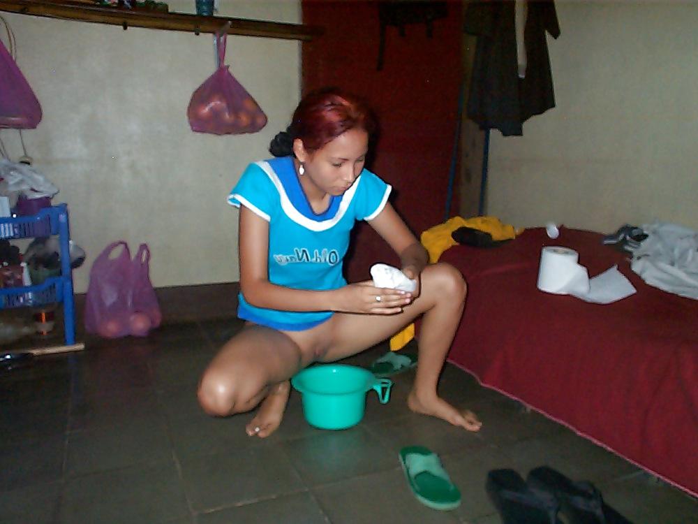 12P Chica safada rica meada