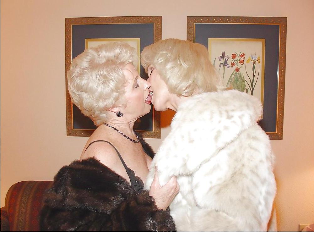 16P Matures in fur