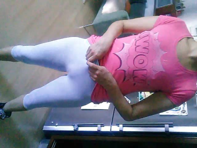 25P Camel toe 