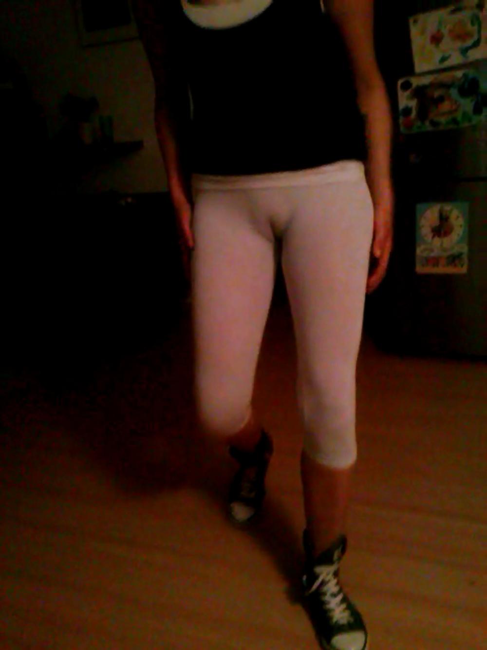 25P Ass in leggings and pantyhose