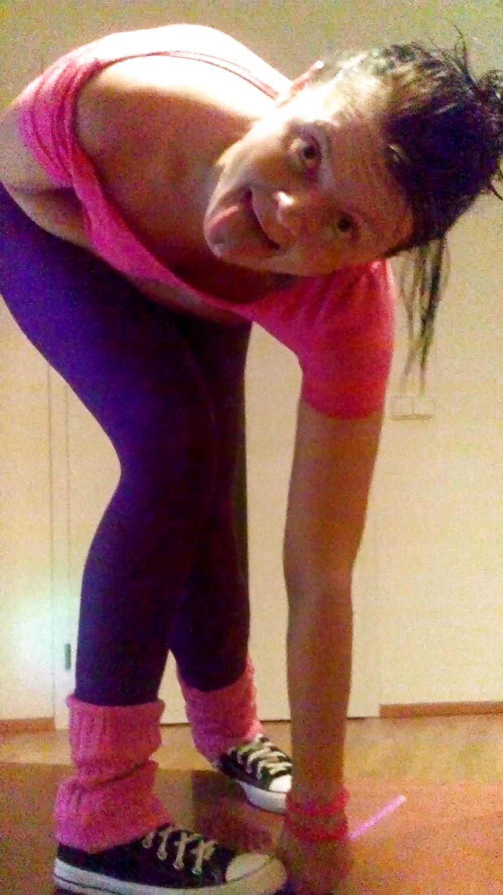 25P Ass in leggings and pantyhose