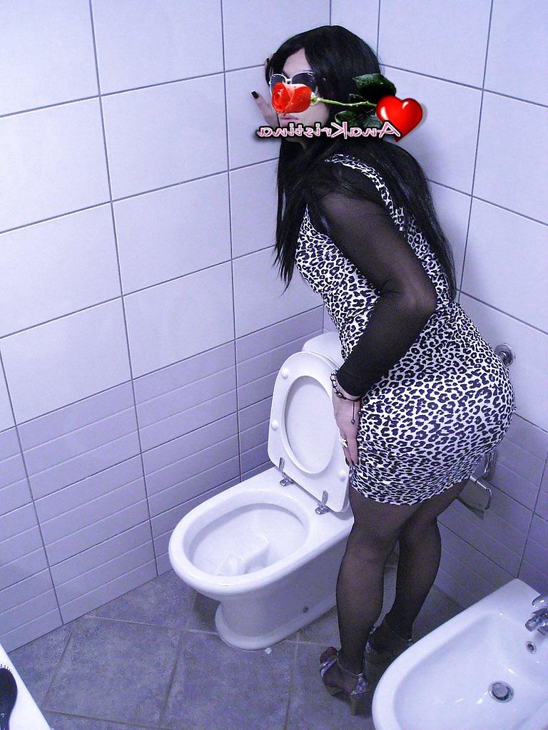 25P AnaKristina - I'm your horny housewife