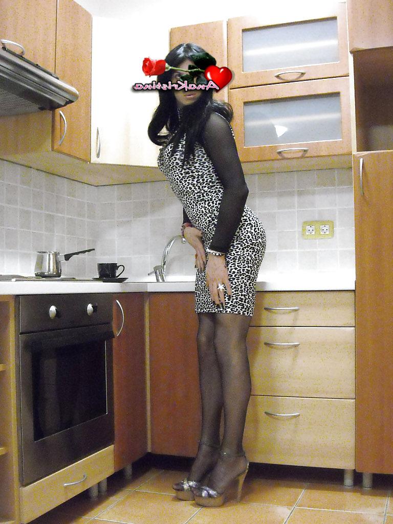 25P AnaKristina - I'm your horny housewife