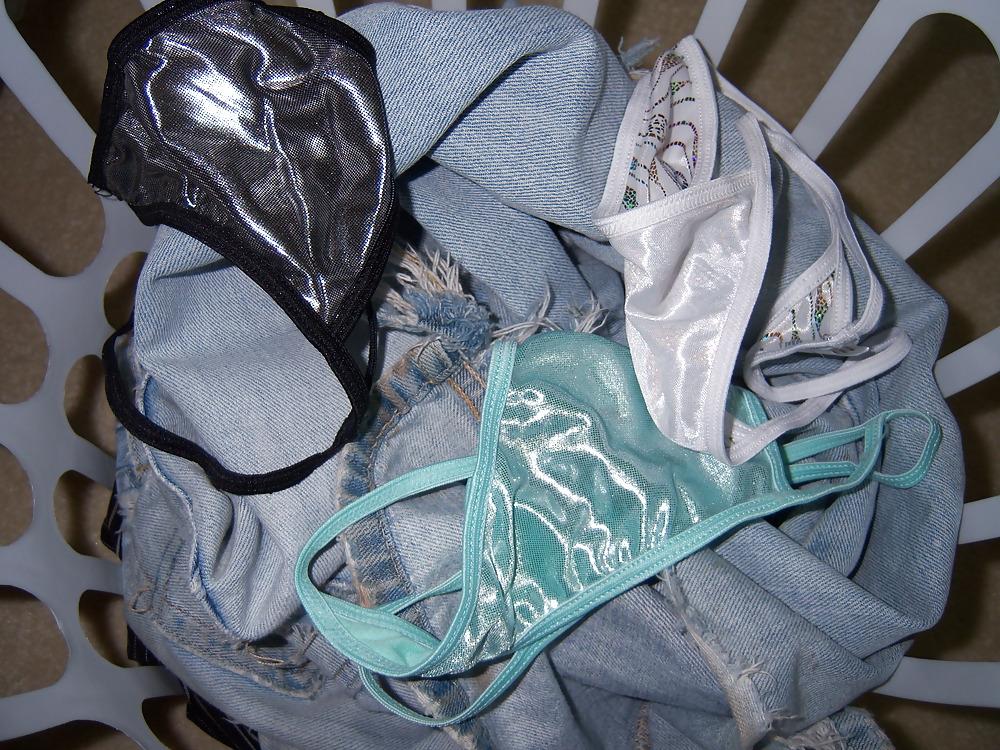 12P Shiny panties