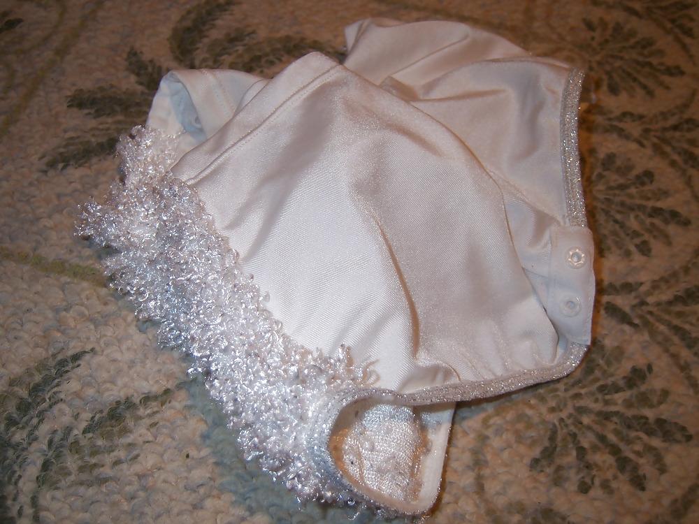 12P Shiny panties