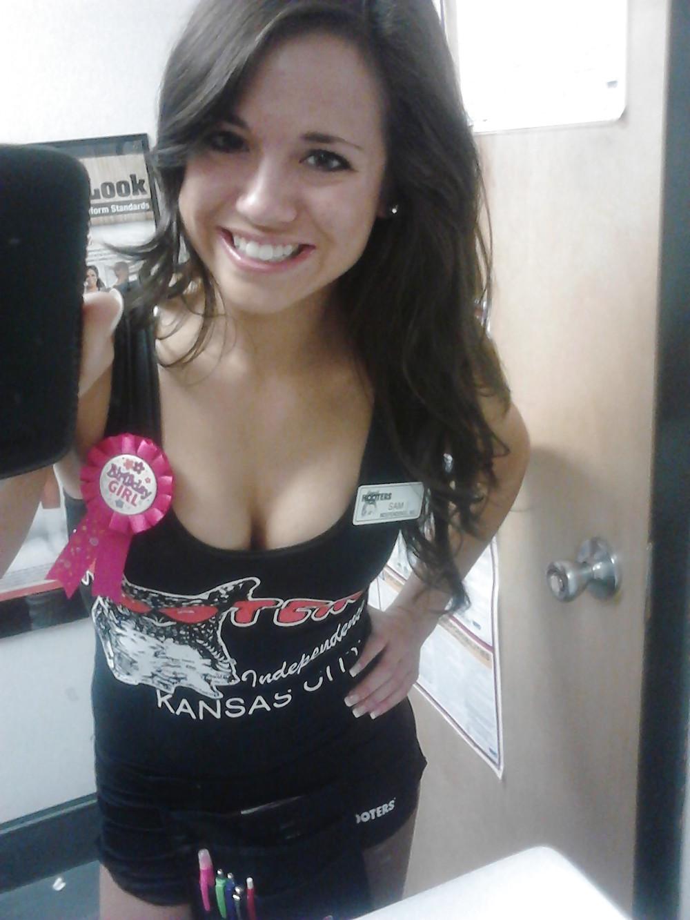 25P Everyones fav Hooters girl, Sammi the Slut!