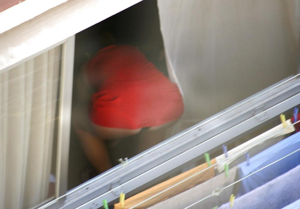 22P Spying through the window (mix)