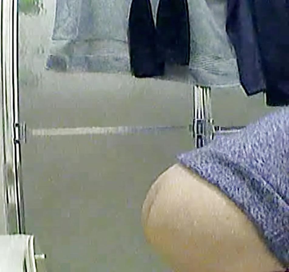 25P Mother in law hidden shower and panties