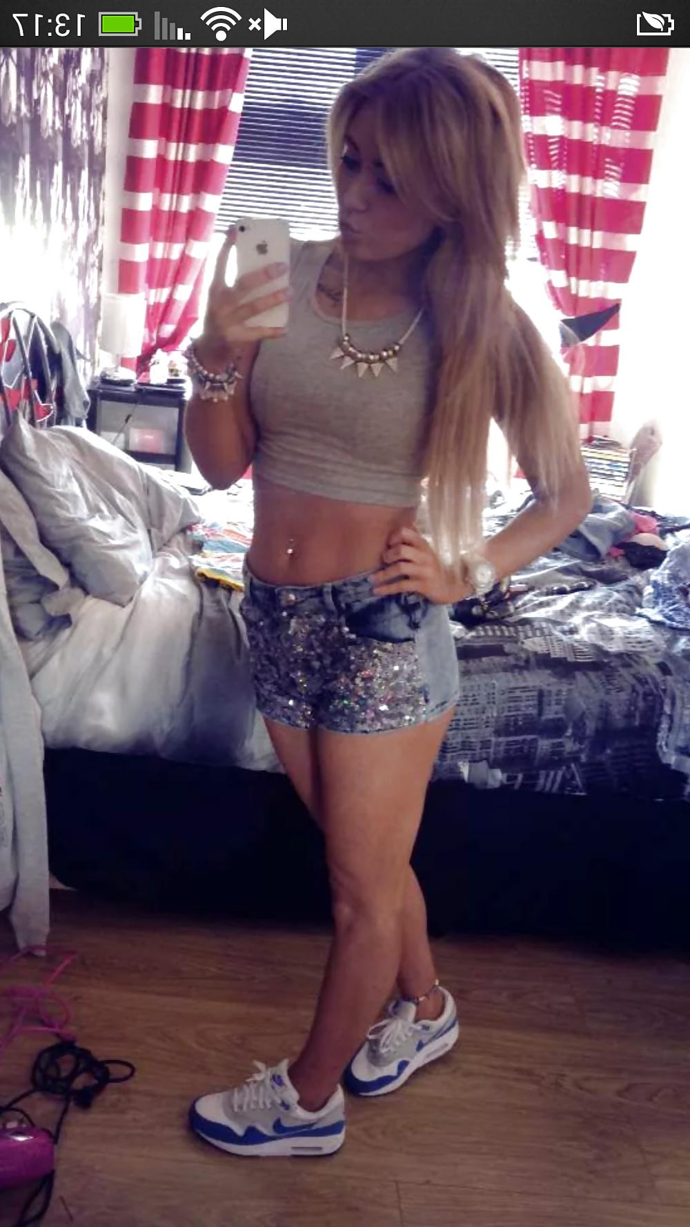 25P Facebook girls iv wanked over 