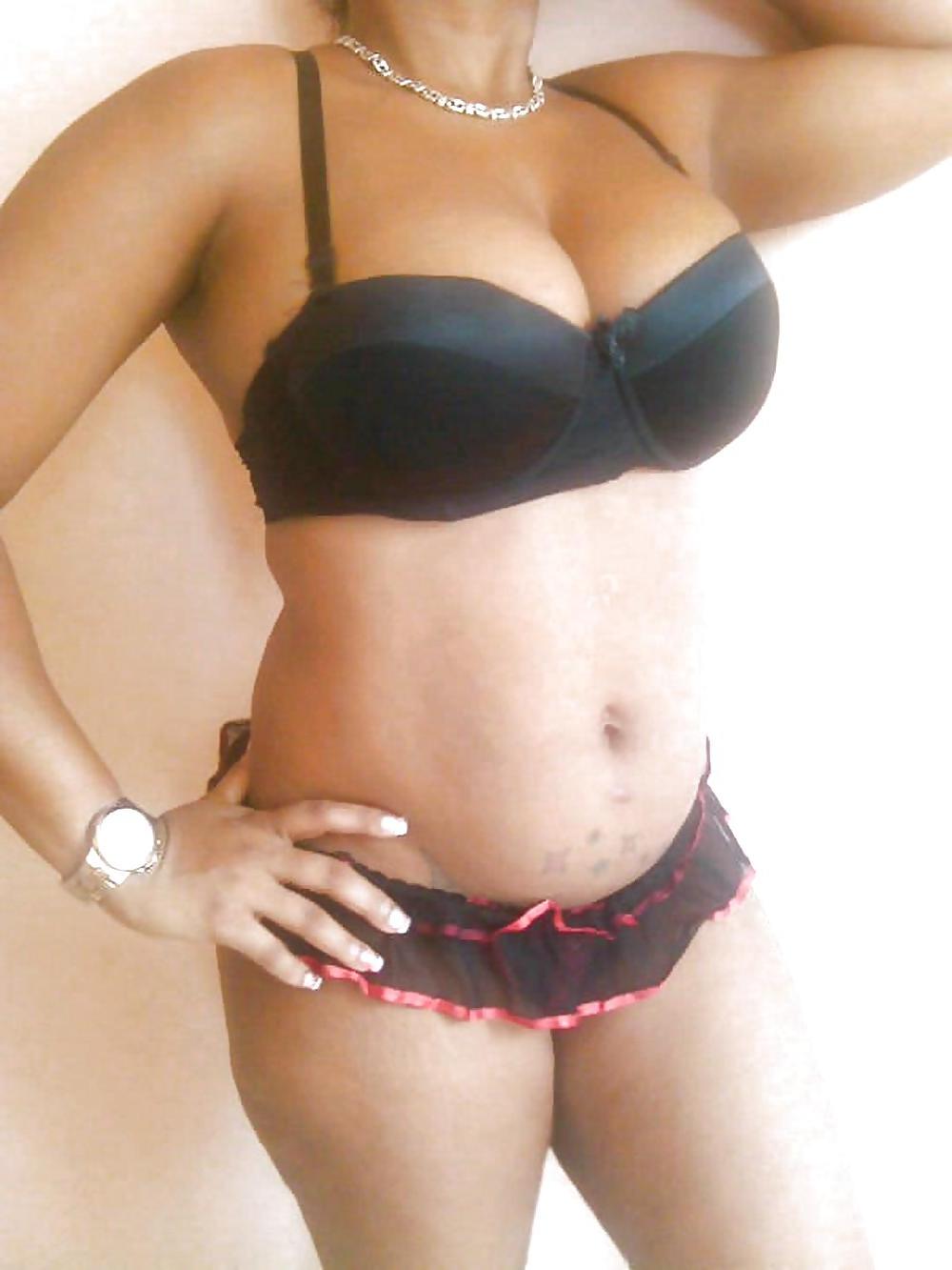 25P A dominican girl called Sugelis H.