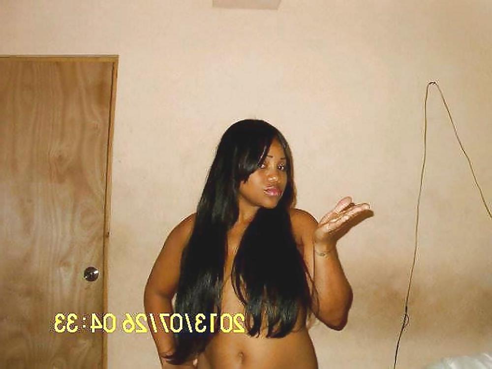 25P A dominican girl called Sugelis H.