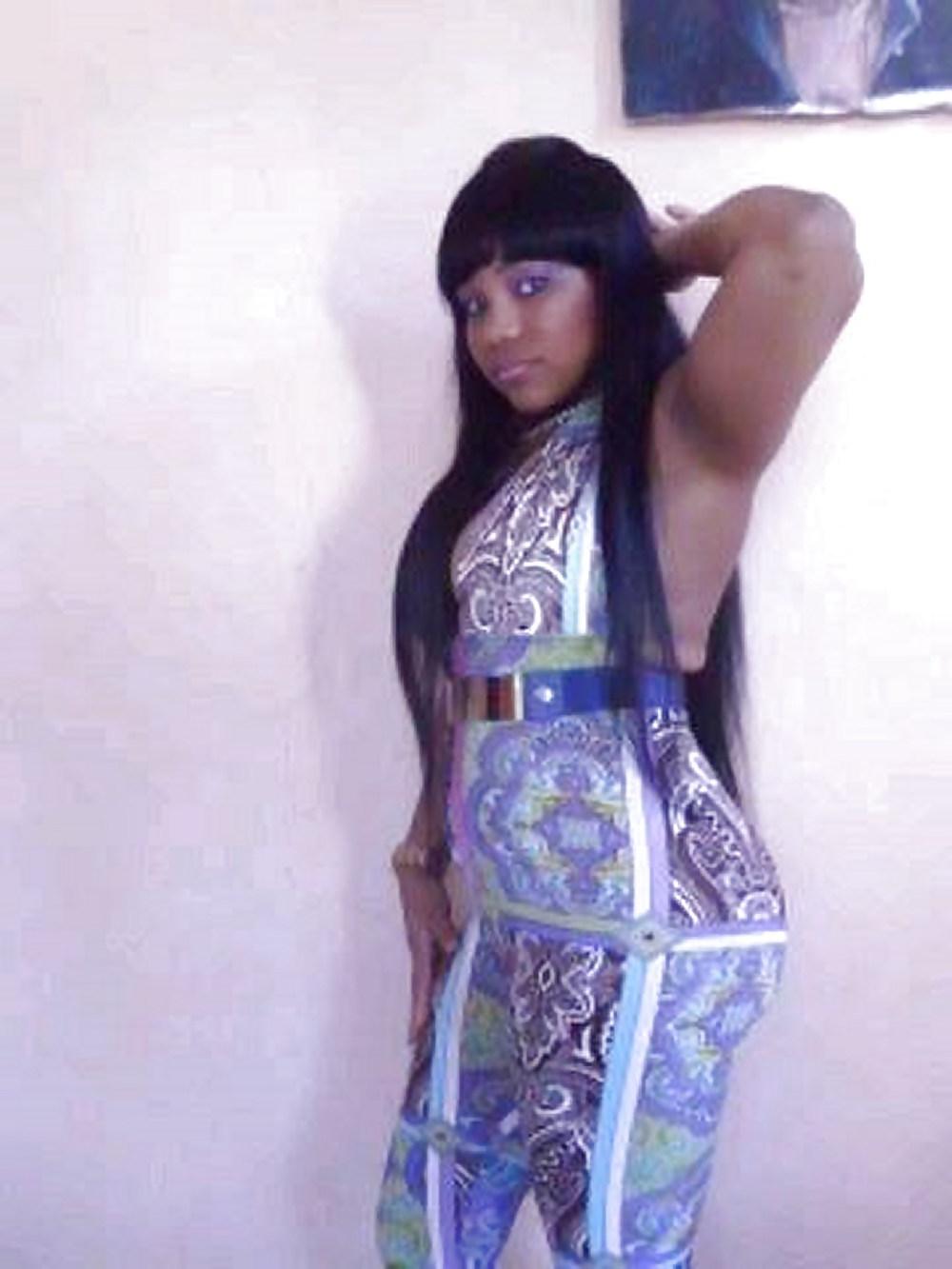 25P A dominican girl called Sugelis H.