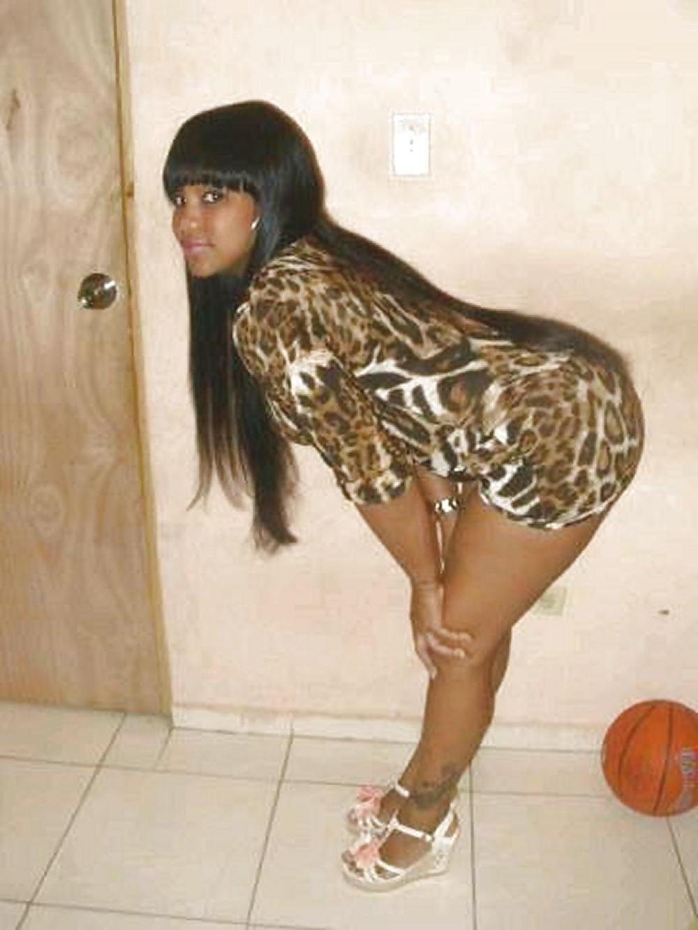 25P A dominican girl called Sugelis H.