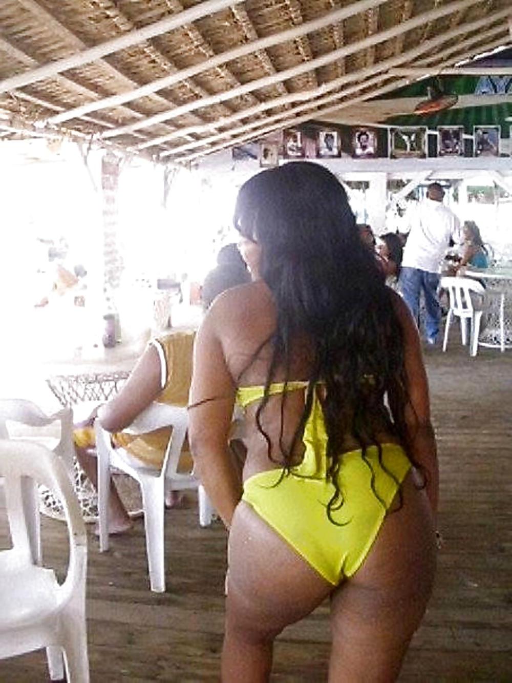 25P A dominican girl called Sugelis H.