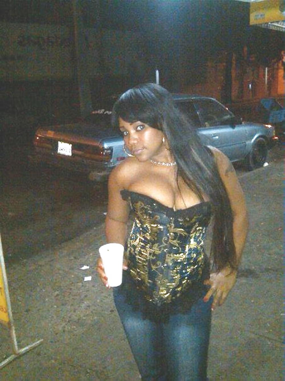 25P A dominican girl called Sugelis H.