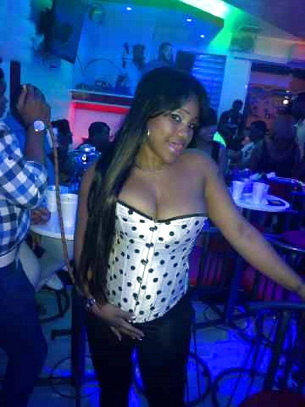 25P A dominican girl called Sugelis H.