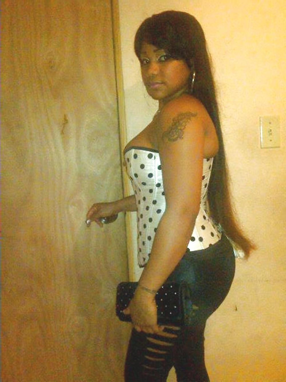25P A dominican girl called Sugelis H.