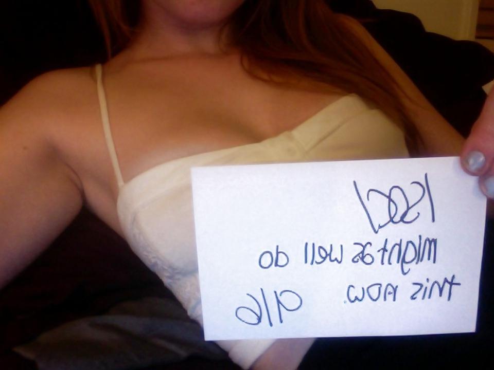 25P Redhead teen cam pics
