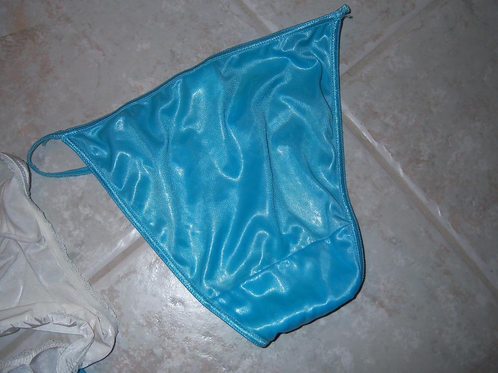 10P Amy's shiny panties