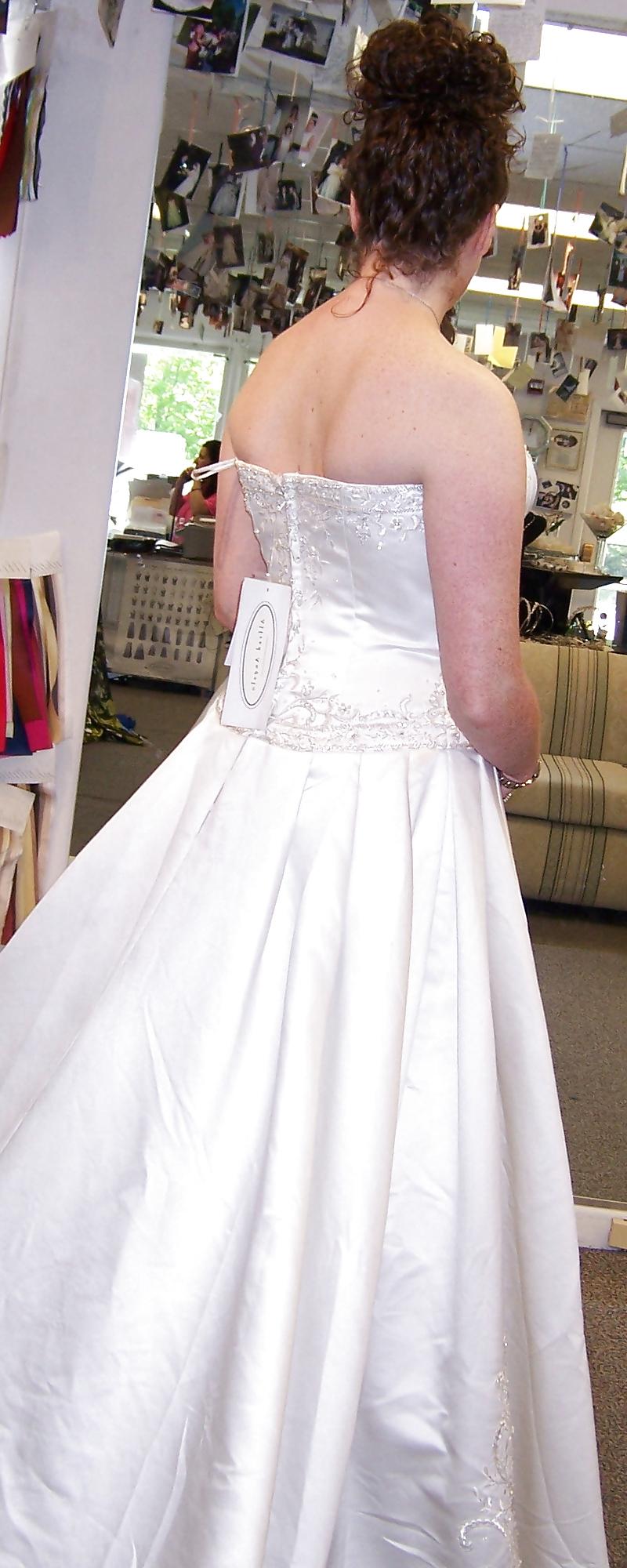 18P Shy Wife 4