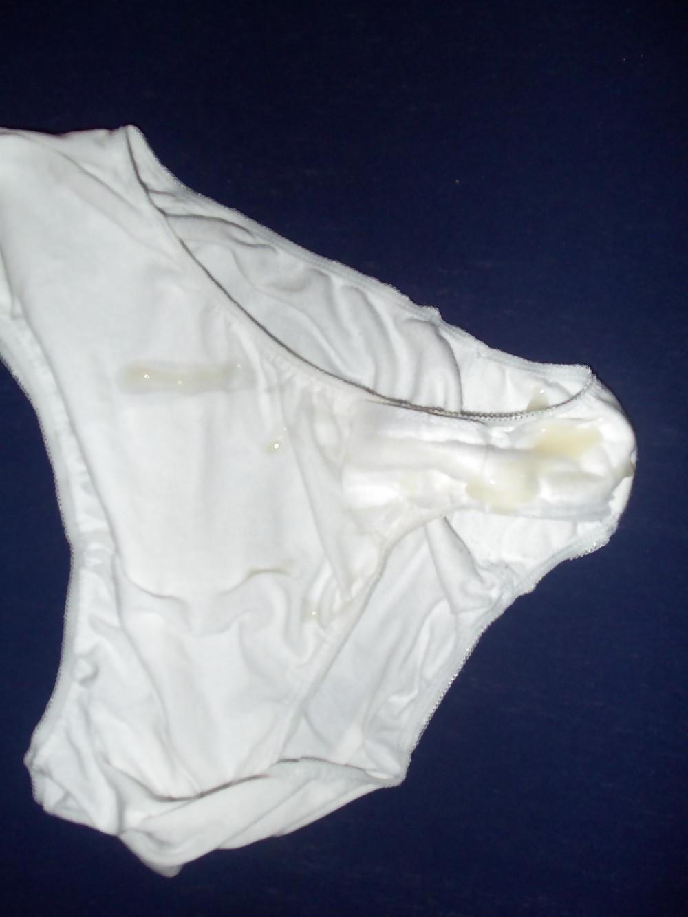 10P Underwear with a known