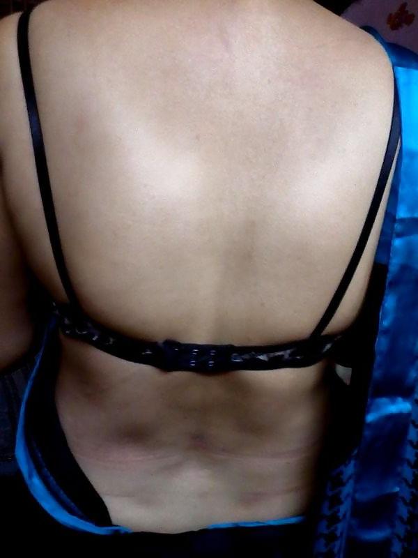14P My Mom stripteases in sari to show boobs and sexy back