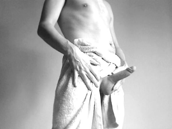 10P Peek under my towel after a hot shower