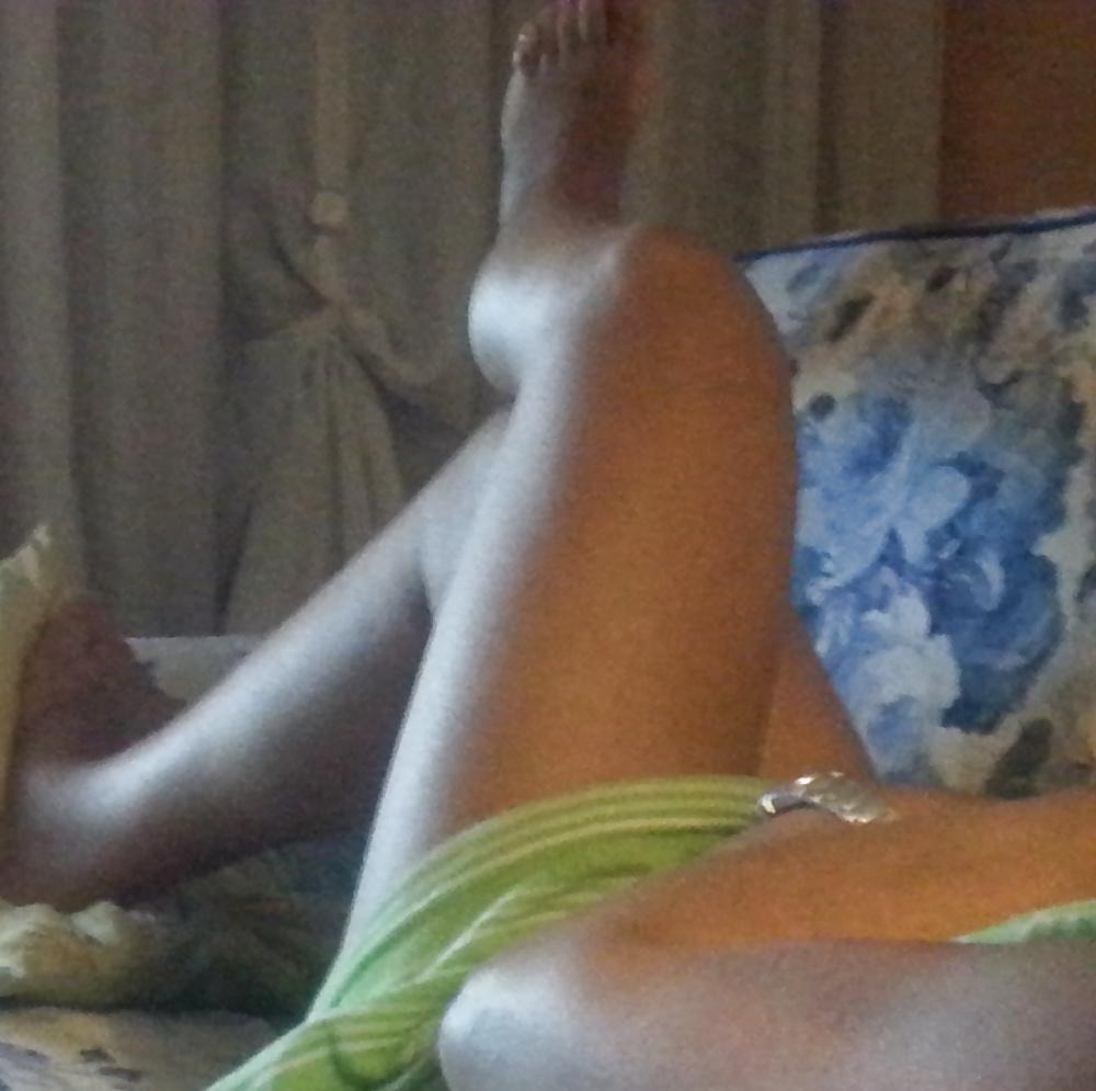 18P Ex moglie troia sul divano..