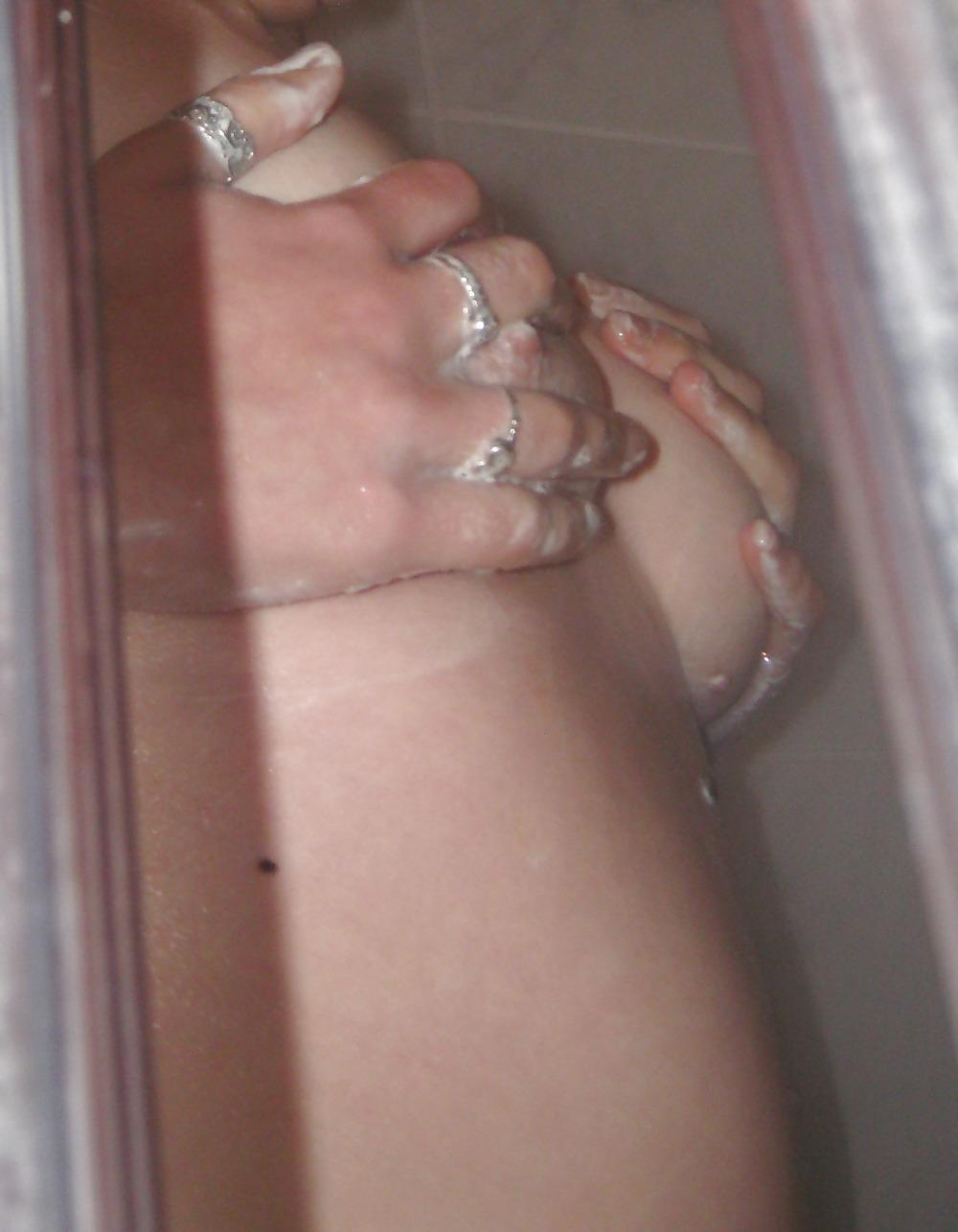 4P Gf shower