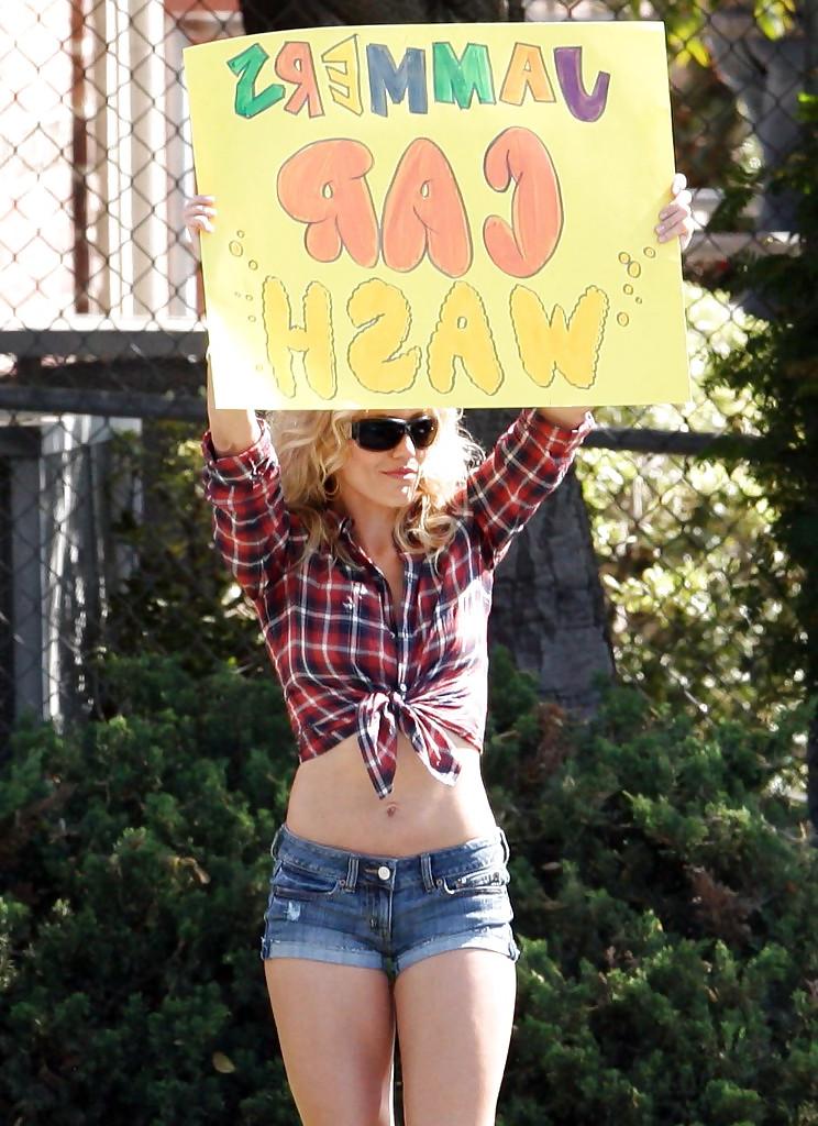 25P Short Shorts (THIGHS)