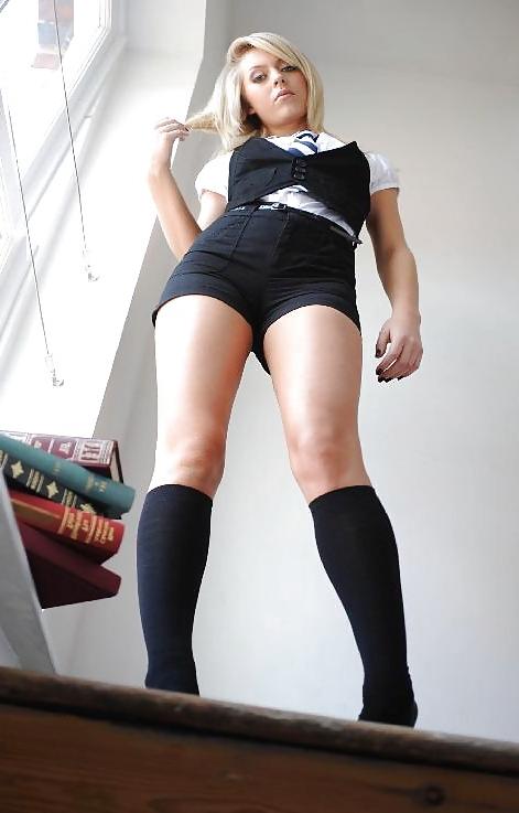 25P Short Shorts (LEGS)