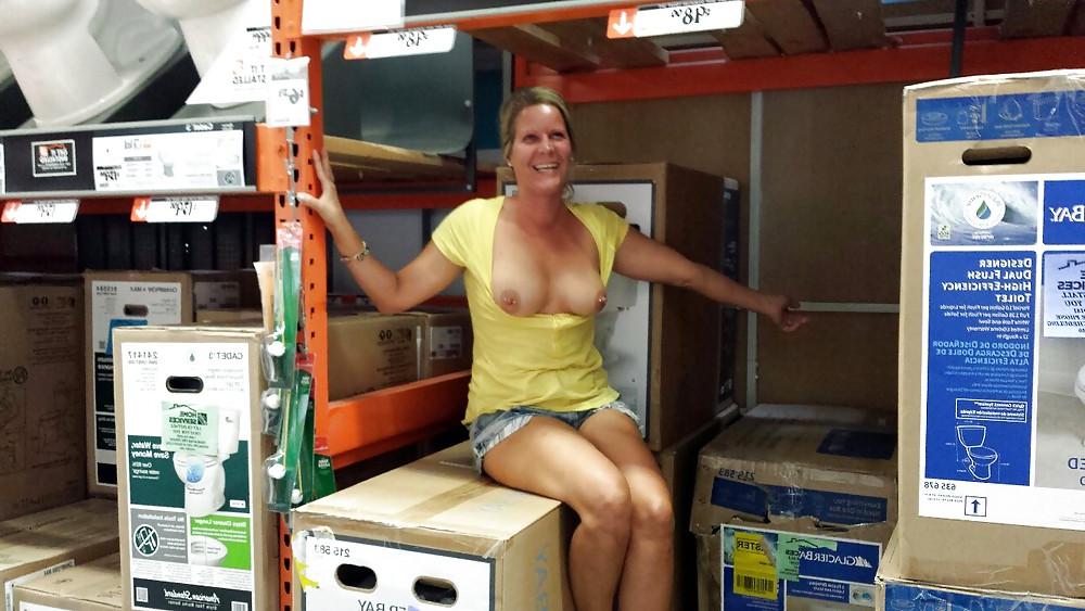 25P STORE WHORES
