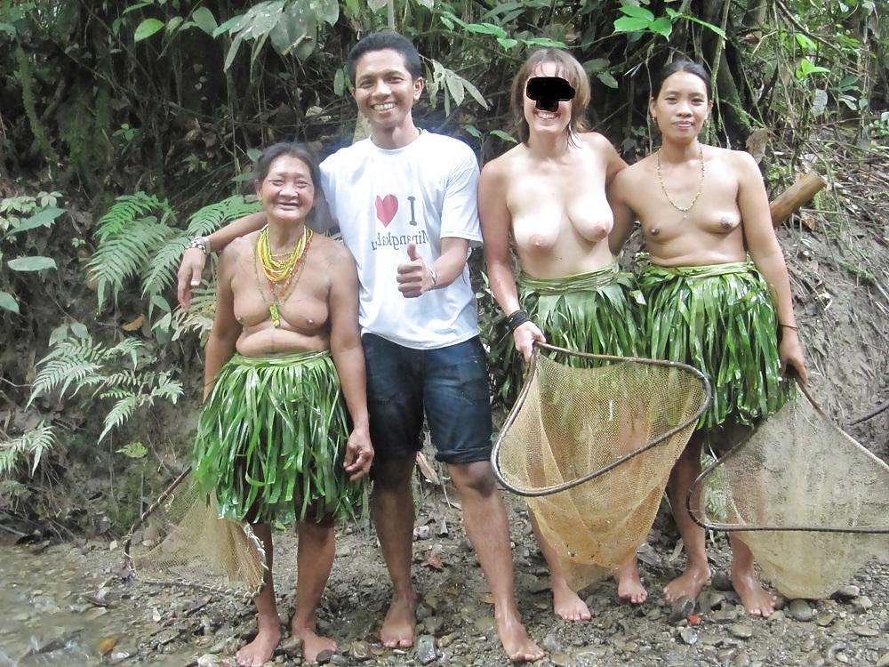 25P Nudist couple (stolen pics) - Never seen before