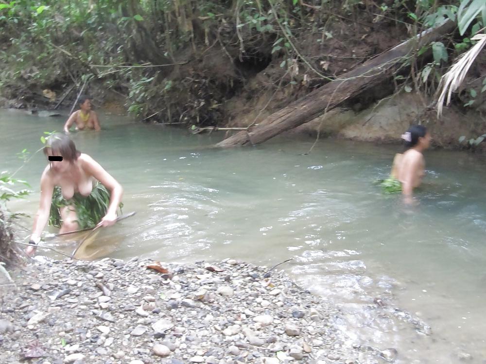 25P Nudist couple (stolen pics) - Never seen before