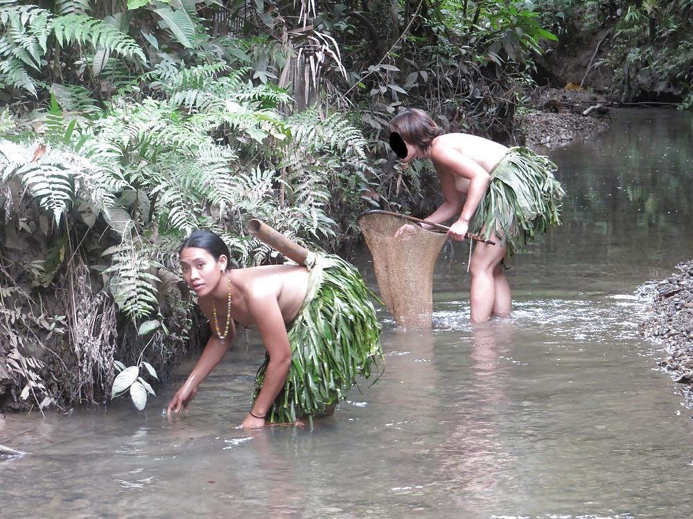 25P Nudist couple (stolen pics) - Never seen before