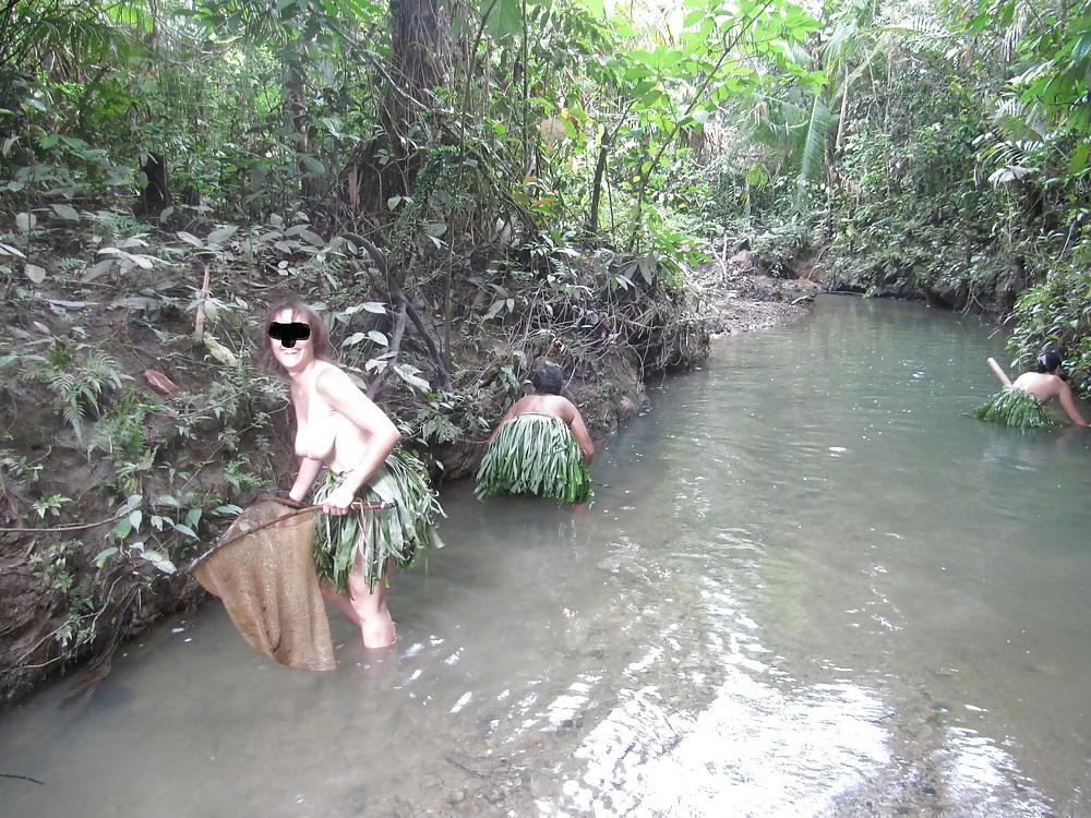 25P Nudist couple (stolen pics) - Never seen before