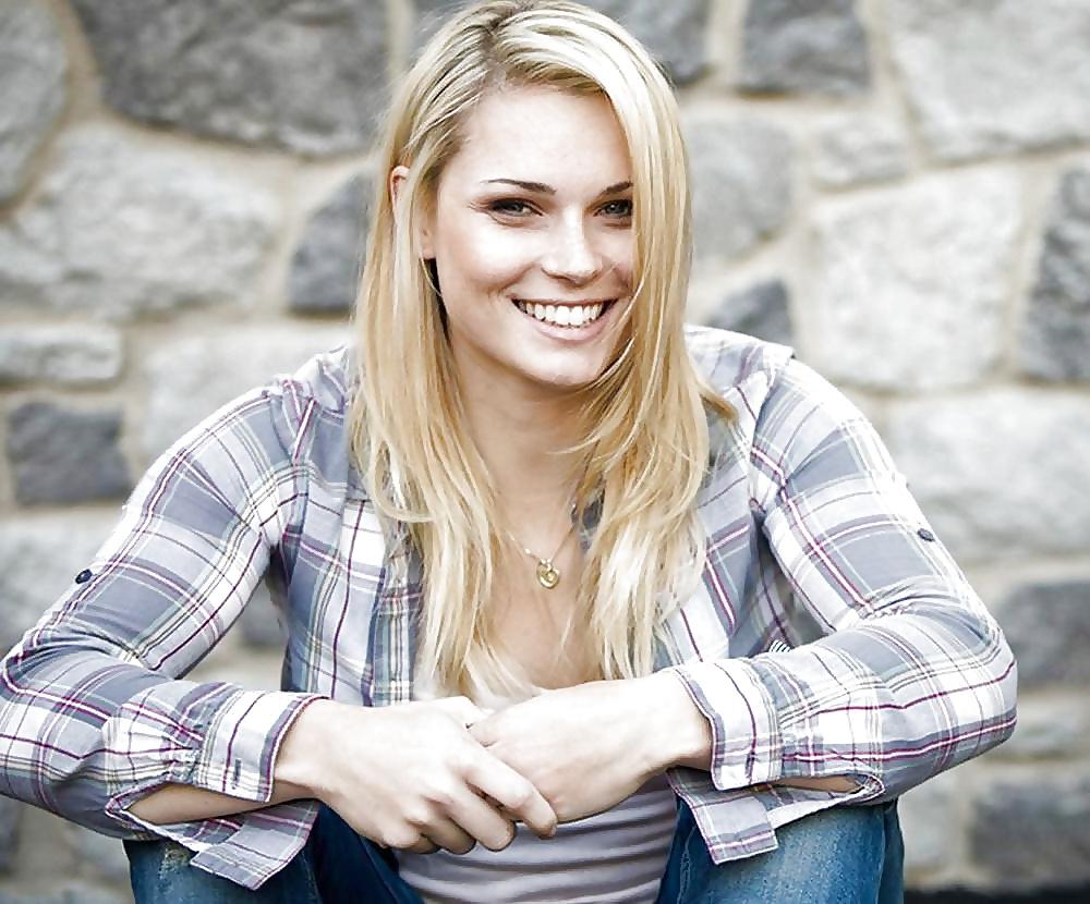 17P Austrian Ski Team Girls