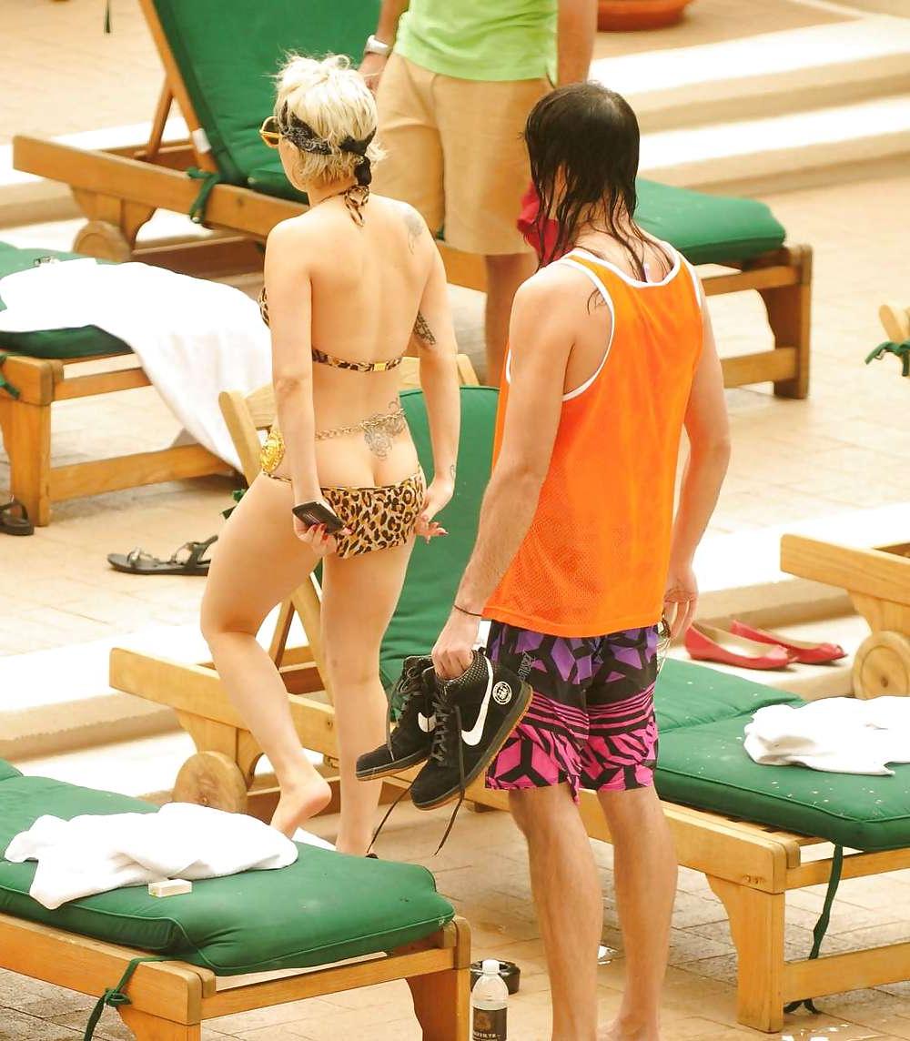 12P Lady Gaga in bikini at a pool party at the StRegis Hotel