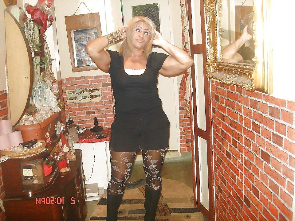 25P Sexy or Slutty, Milfs and Gilfs 4